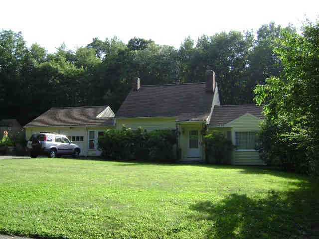Building photograph for 310 MAIN ST S